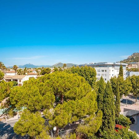 B&B Hotel Hyeres Exterior photo